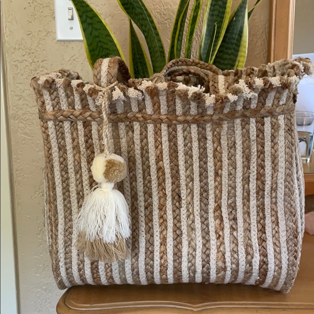 Beach tote bag